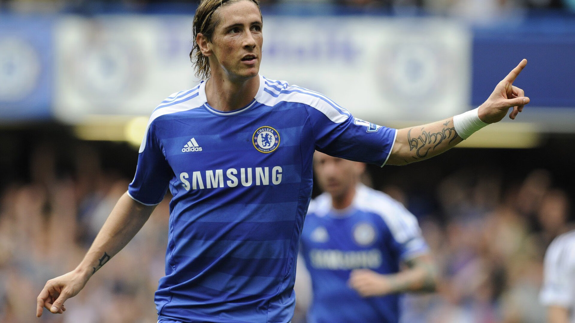 铁血蓝鹰加时翱翔，范戴克式防守铸就欧战经典