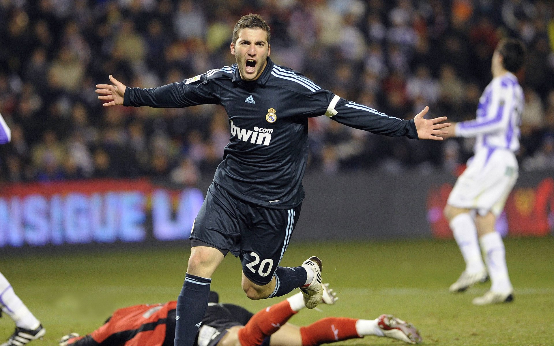 绿茵场上的唯一性,孙兴慜的爆发与毕尔巴鄂的绝杀,诠释足球不可复制的魅力