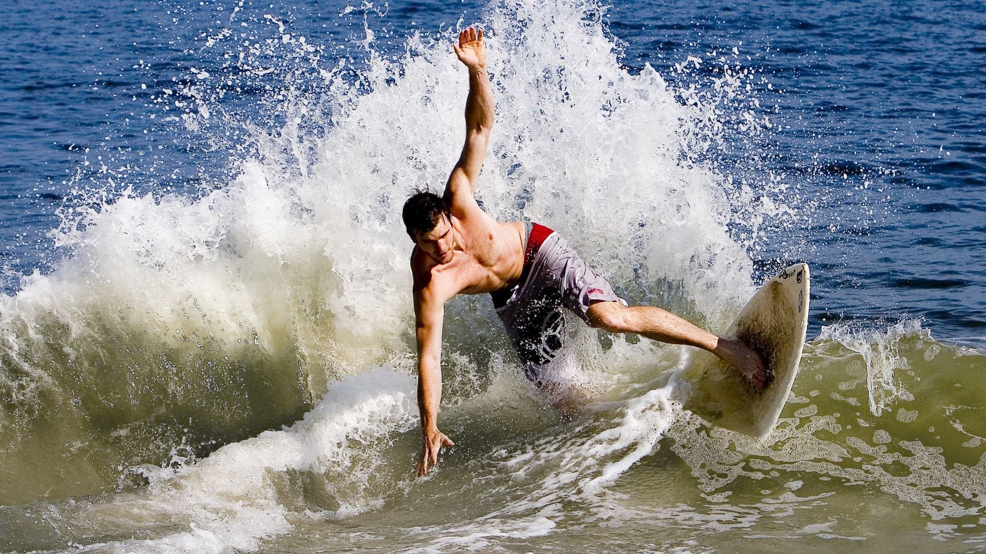 从安哥拉到诺坎普，巴雷拉如何用翻盘基因在西甲德比中接管比赛